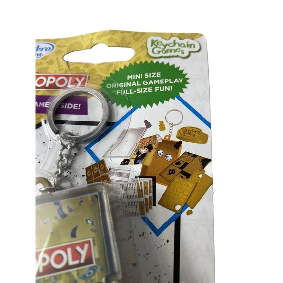 Monopoly Real Mini Game Keychain Travel Hasbro Game Monopoly Family Fun Game New - Picture 2 of 4